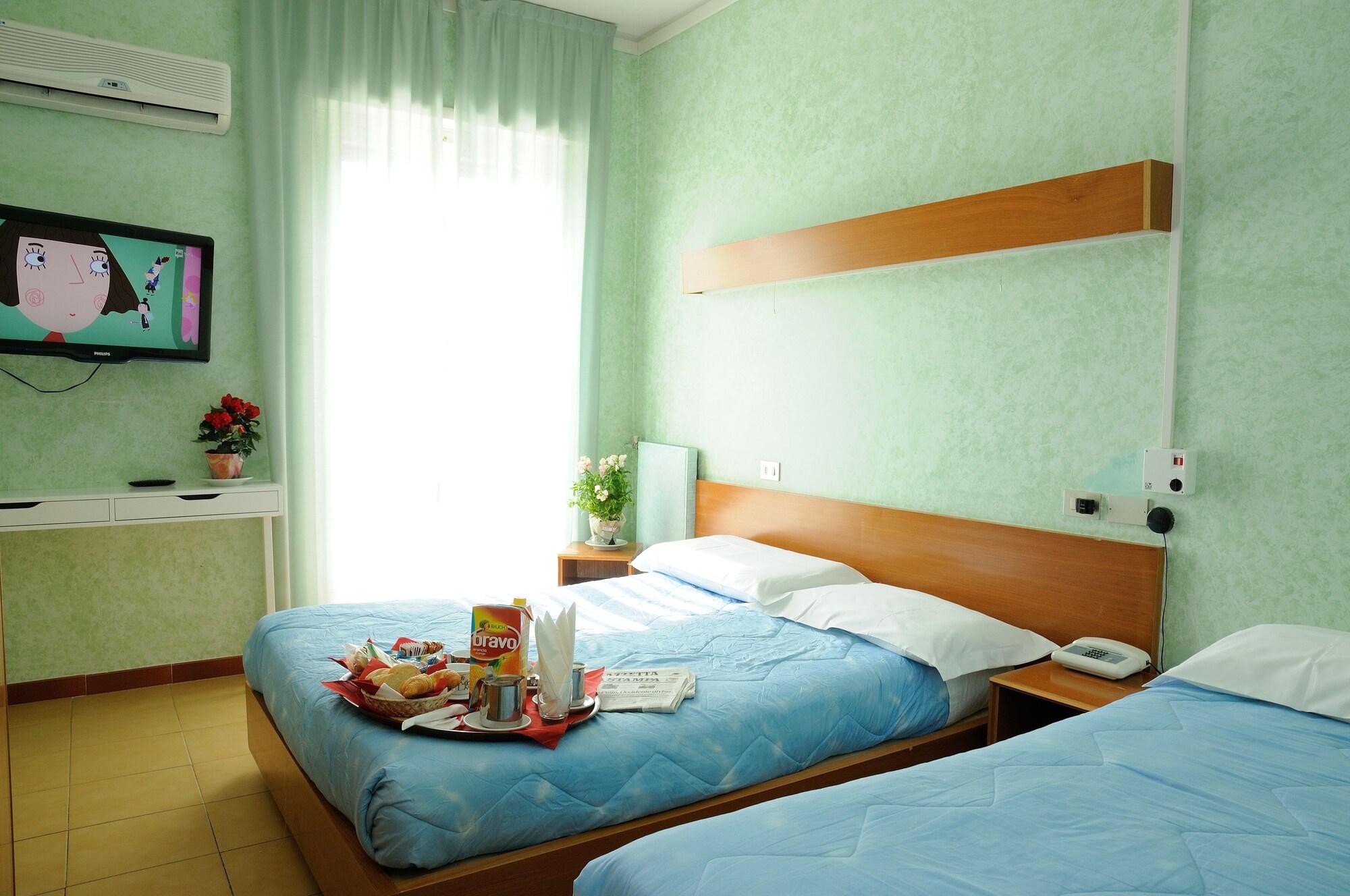 Hotel Puntabella Varazze Esterno foto