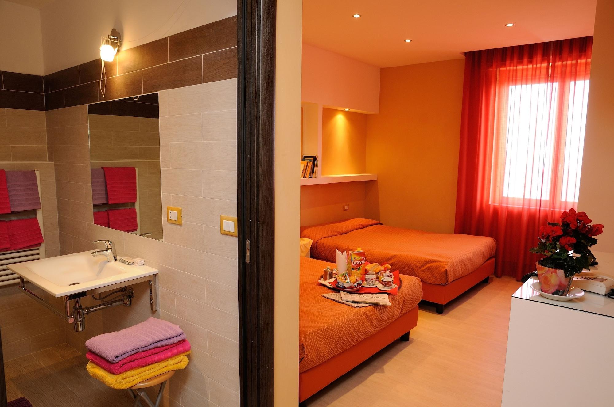 Hotel Puntabella Varazze Esterno foto