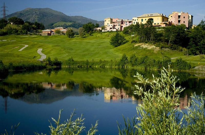 Hotel Puntabella Varazze Esterno foto