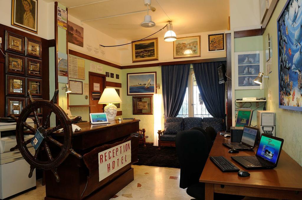 Hotel Puntabella Varazze Esterno foto