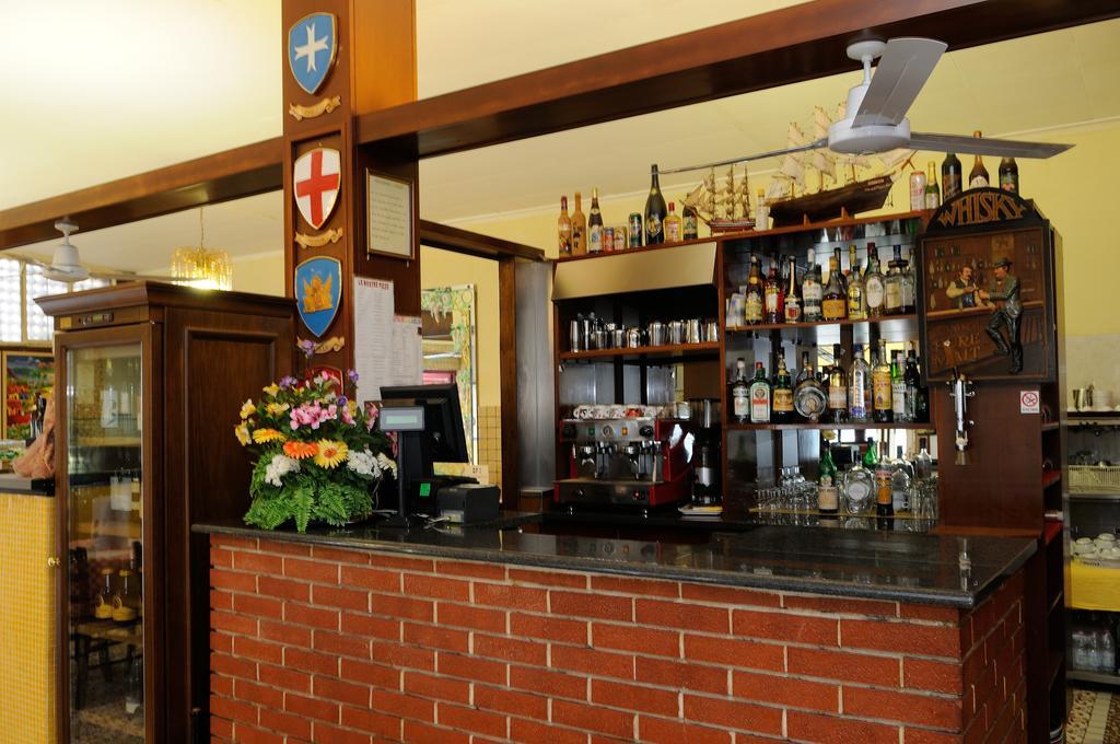 Hotel Puntabella Varazze Esterno foto