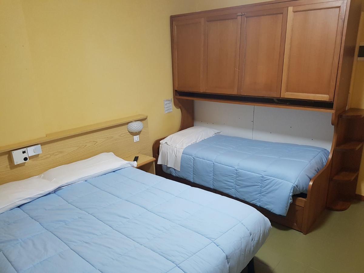 Hotel Puntabella Varazze Esterno foto